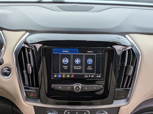 Used 2022 Chevrolet Traverse LS image 30