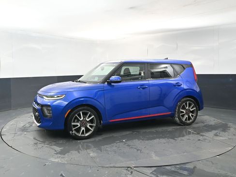 Certified 2022 Kia Soul Turbo image 2