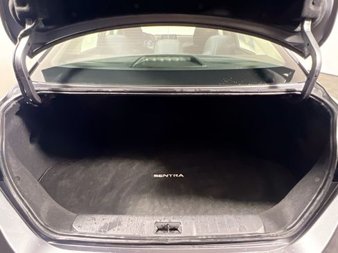 Used 2025 Nissan Sentra SV FWD image 28