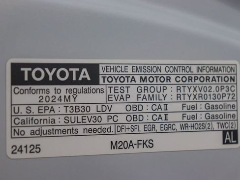Certified 2024 Toyota Corolla SE w/ SE Premium Package FWD image 29