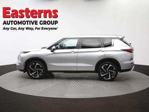 Used 2024 Mitsubishi Outlander SE AWD/4WD image 60