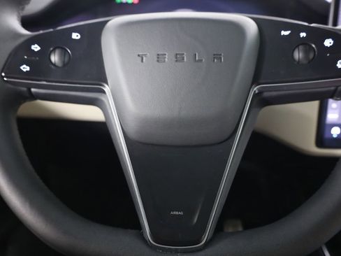 Used 2023 Tesla Model X Plaid AWD/4WD image 25