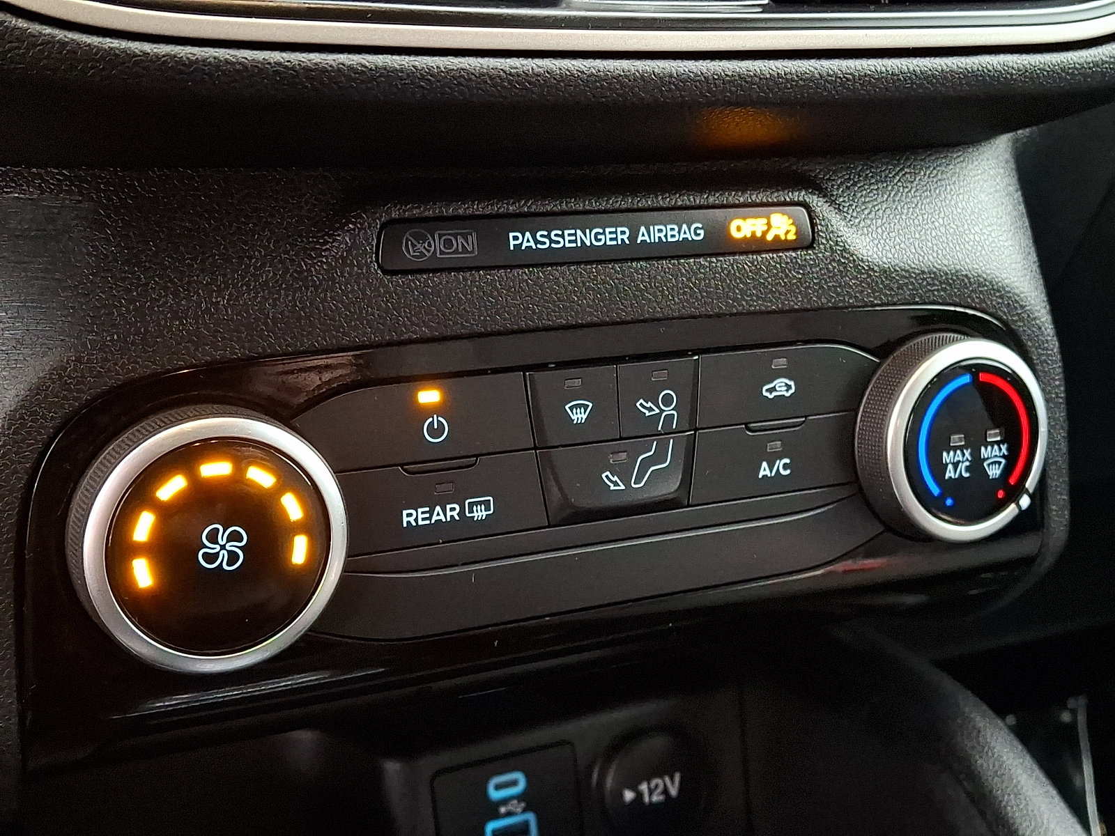 Certified 2022 Ford Escape SE AWD/4WD image 17