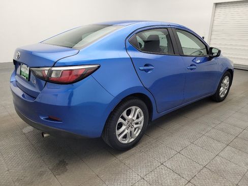 Used 2017 Toyota Yaris iA image 9