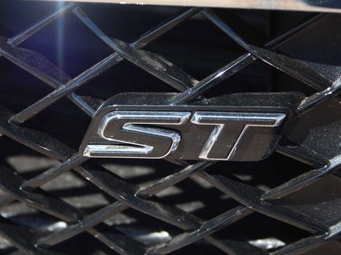 New 2026 Buick Encore GX Sport Touring w/ Comfort Package image 3