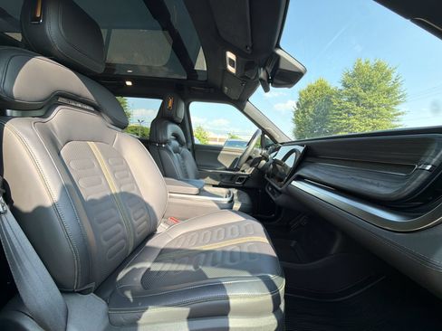 Used 2024 Rivian R1S Adventure AWD/4WD image 22