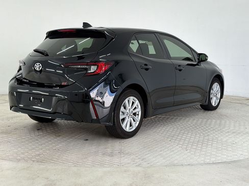 Used 2025 Toyota Corolla SE FWD image 9