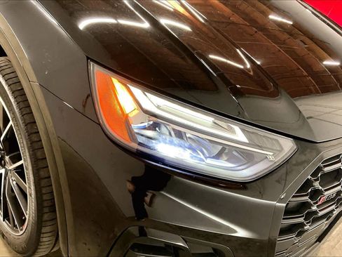 Used 2023 Audi SQ5 Premium Plus w/ Premium Plus Package image 31