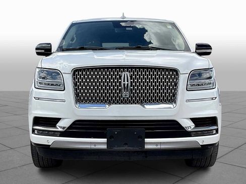 Used 2021 Lincoln Navigator Reserve w/ Luxury Package image 3