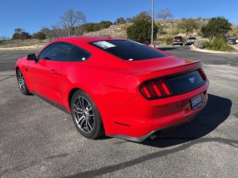 Used 2017 Ford Mustang Premium image 7