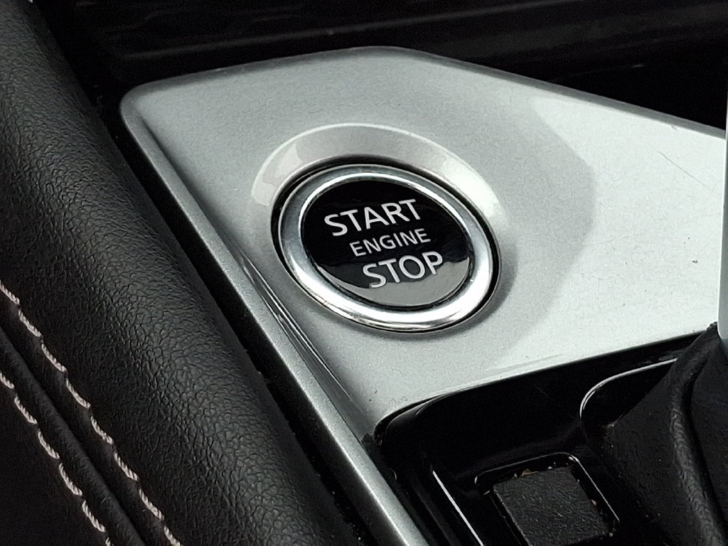 Used 2023 Nissan Altima 2.5 SV w/ SV Premium Package FWD image 24