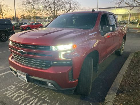 Used 2021 Chevrolet Silverado 1500 RST w/ Safety Package AWD/4WD image 3
