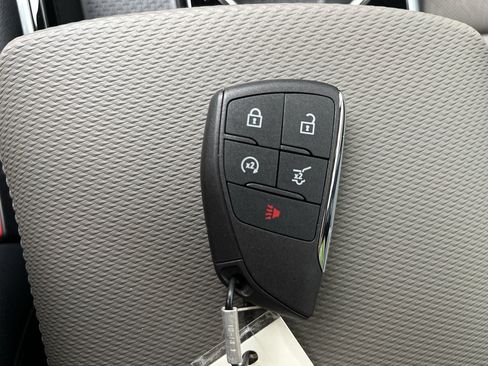 New 2026 Chevrolet Equinox LT FWD image 30