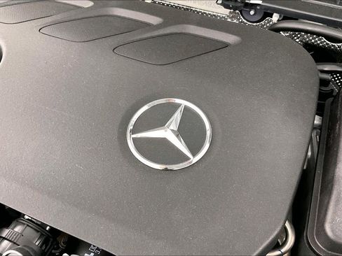 New 2026 Mercedes-Benz GLB 250 image 17
