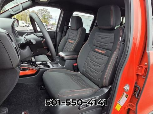 Used 2025 Nissan Frontier PRO-4X AWD/4WD image 10