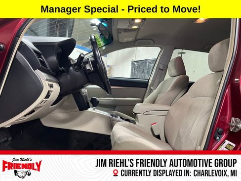 Used 2013 Subaru Outback 2.5i Premium w/ All-Weather Pkg image 9
