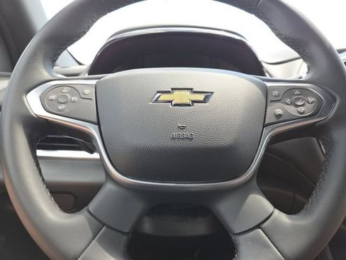 Certified 2023 Chevrolet Traverse LT FWD image 35