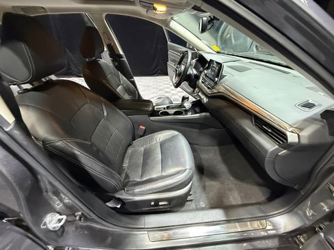 Used 2021 Nissan Altima 2.5 Platinum image 19