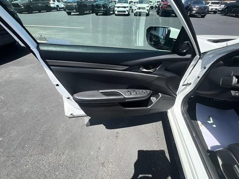 Used 2021 Honda Civic Sport image 11