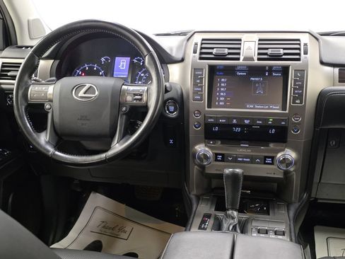 Used 2015 Lexus GX 460 AWD/4WD image 17