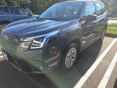 Used 2023 Subaru Forester AWD/4WD image 10