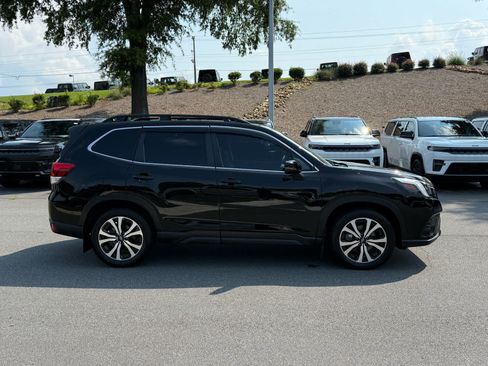 Used 2022 Subaru Forester Limited w/ Popular Package #2 AWD/4WD image 6
