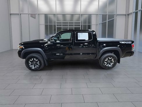 Used 2023 Toyota Tacoma TRD Off-Road w/ TRD Premium Off Road Package AWD/4WD image 5