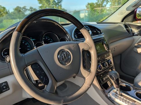 Used 2016 Buick Enclave Leather FWD image 25