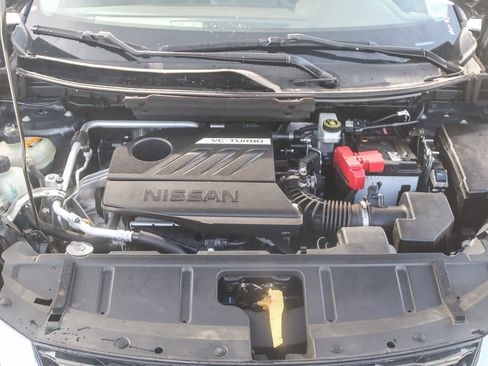 Used 2022 Nissan Rogue SV image 27