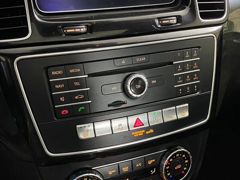 Used 2018 Mercedes-Benz GLS 450 4MATIC image 26