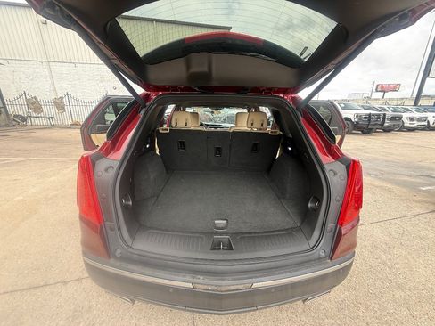 Used 2017 Cadillac XT5 FWD image 15