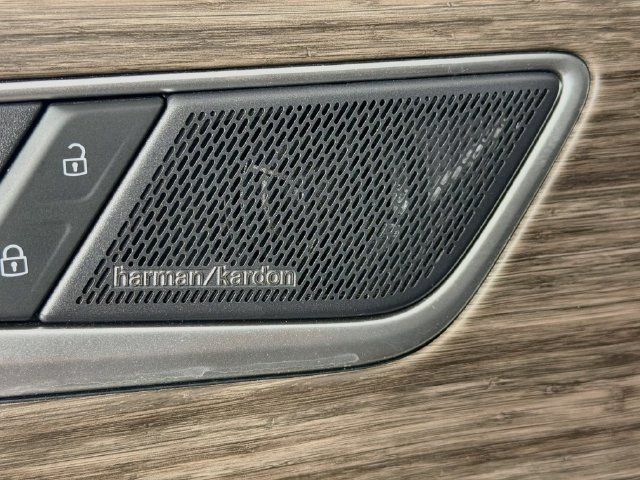 Used 2024 Volkswagen Atlas SEL Premium R-Line AWD/4WD image 23