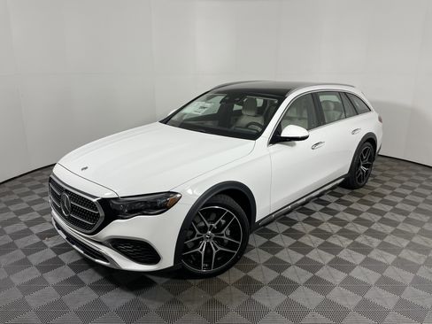 New 2026 Mercedes-Benz E 450 4MATIC All-Terrain Wagon image 1