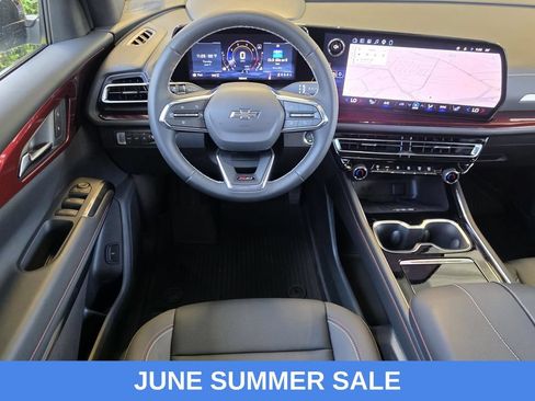 Used 2026 Chevrolet Traverse Z71 w/ Driver Confidence Package AWD/4WD image 12