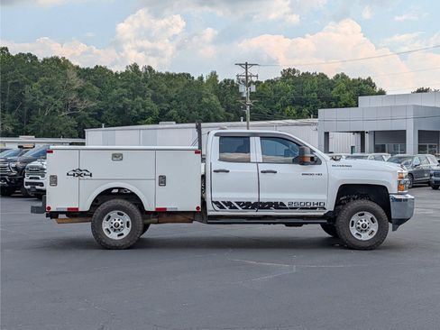 Used 2019 Chevrolet Silverado 2500 W/T w/ WT Convenience Package AWD/4WD image 6