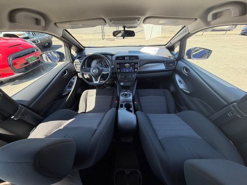 Used 2025 Nissan Leaf S FWD image 22