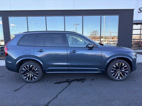 New 2026 Volvo XC90 B6 Ultra w/ Protection Package Premier image 2