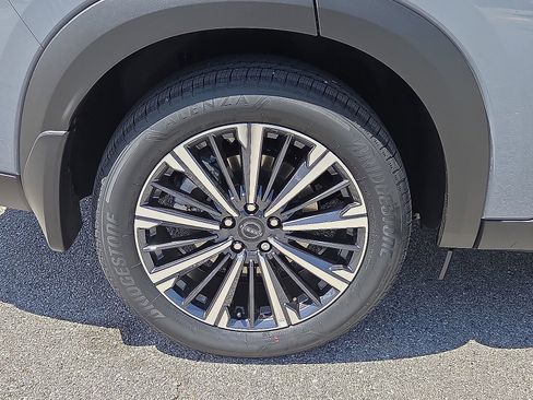 New 2026 Nissan Pathfinder Platinum AWD/4WD image 7