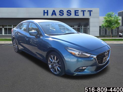 Used 2018 MAZDA MAZDA3 Grand Touring image 1