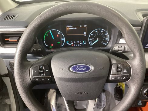 Used 2024 Ford Maverick XLT image 20