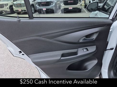 New 2026 Buick Envista Sport Touring w/ Convenience I Package FWD image 34