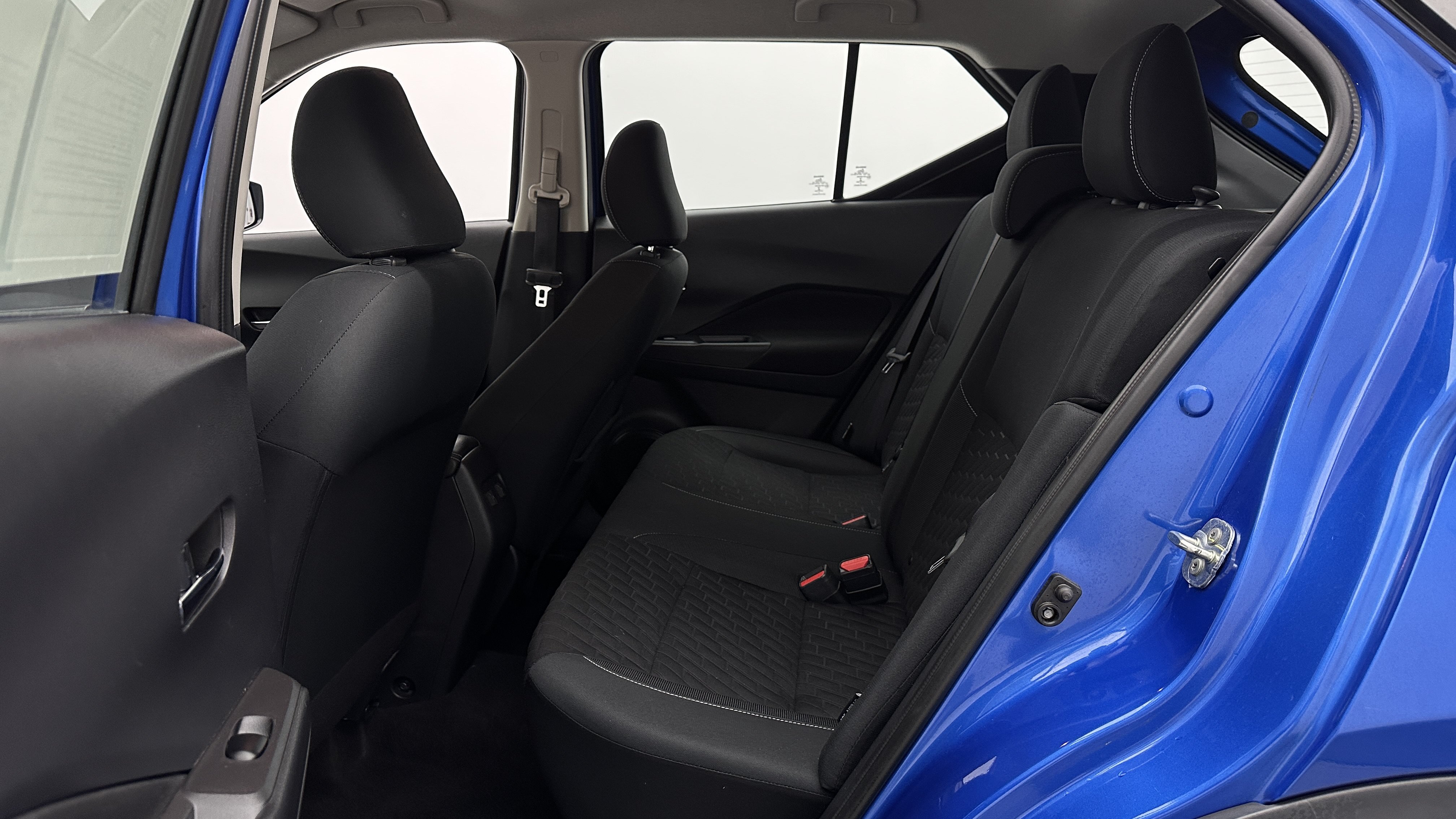 Used 2021 Nissan Kicks SV FWD image 23