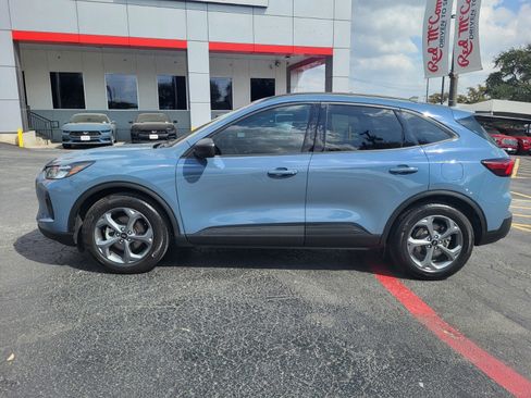 Certified 2025 Ford Escape ST-Line w/ Tech Pack #1 image 7