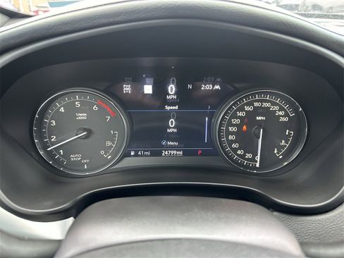 Used 2023 Cadillac XT4 Premium Luxury image 15