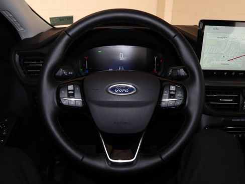 New 2026 Ford Escape SE image 24