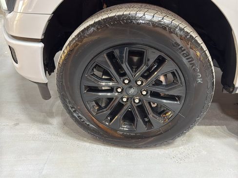 Used 2025 Ford F150 Lariat image 9