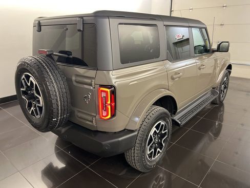 New 2025 Ford Bronco Outer Banks image 6