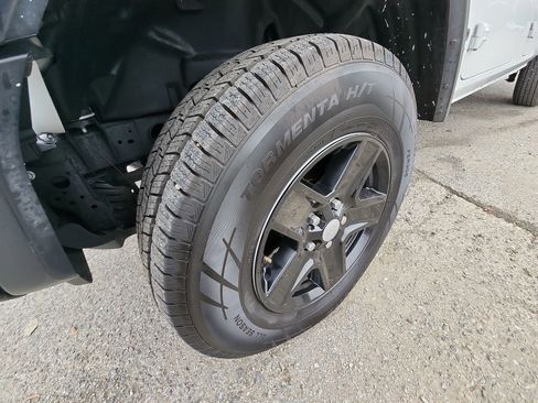 Used 2020 Jeep Gladiator Sport w/ Quick Order Package 24S image 18