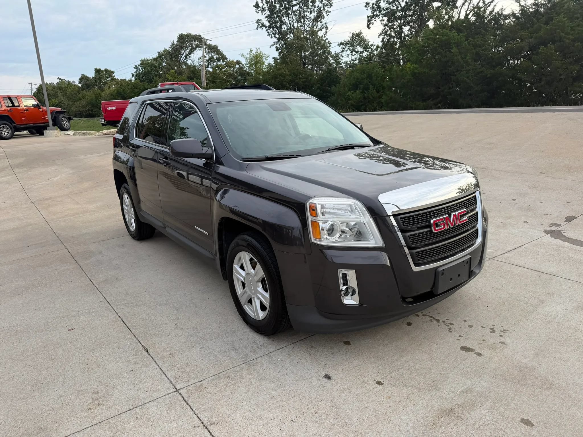 Used 2015 GMC Terrain SLE w/ Convenience Package AWD/4WD image 3