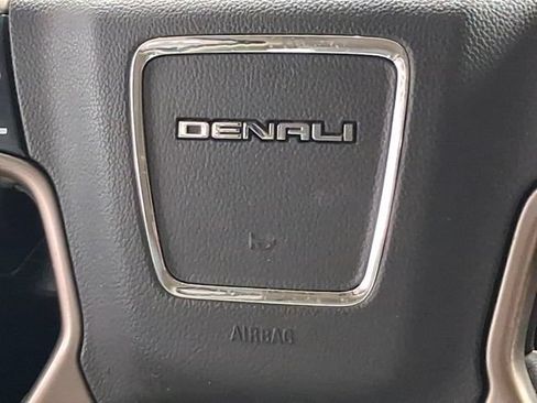 Used 2015 GMC Yukon Denali w/ Premium Package AWD/4WD image 13